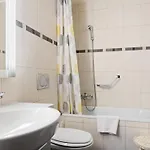 A-1 By Interhome شقة *